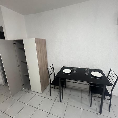 Studio Tapisvert St Charles Canebiere Vieux Port Марсель Экстерьер фото