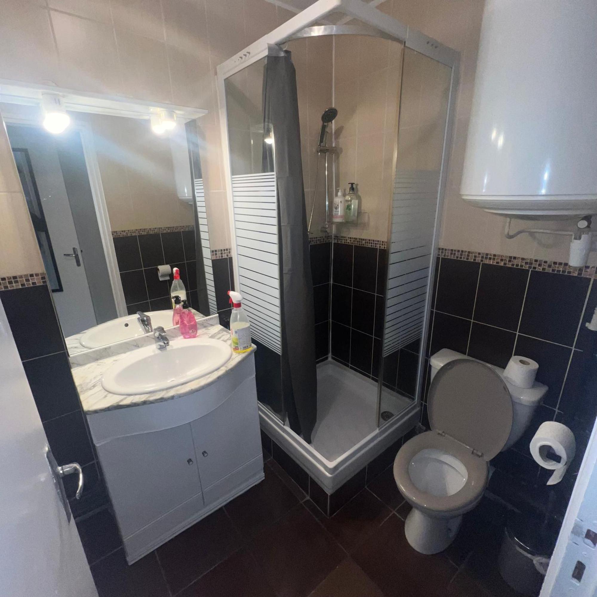 Studio Tapisvert St Charles Canebiere Vieux Port Марсель Экстерьер фото
